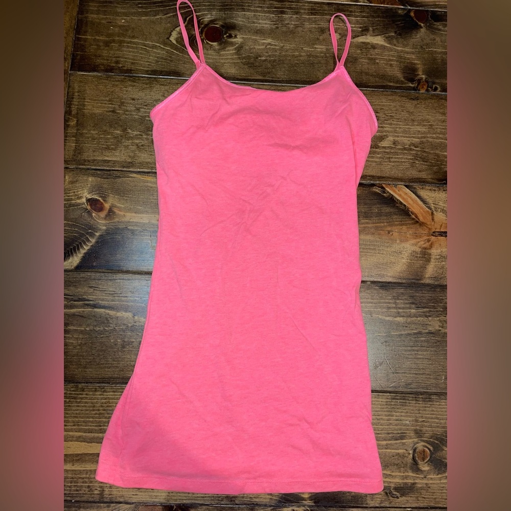 No boundaries pink tank top!
